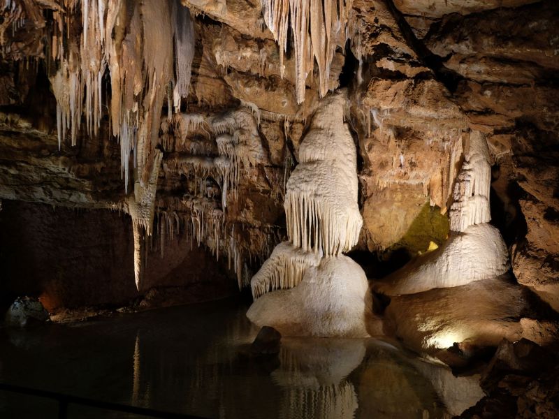 Grotte des Merveilles à Rocamadour - concrétions et stalactites